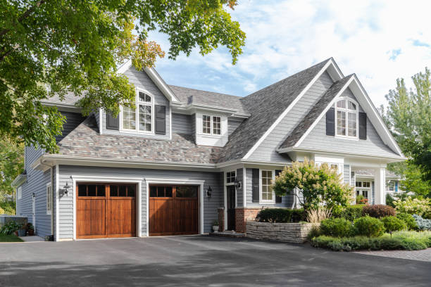 Best Flat Roofing  in Eastwood, MI
